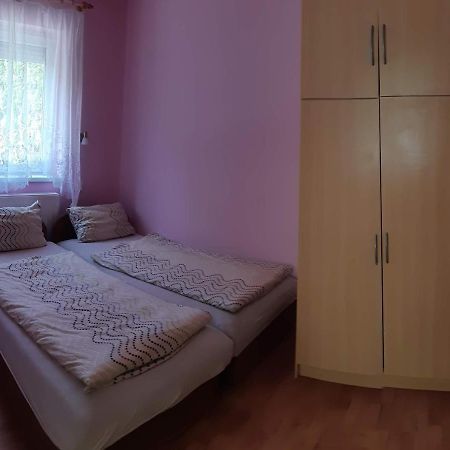 Rozsa Apartment Hajduszoboszlo Bagian luar foto