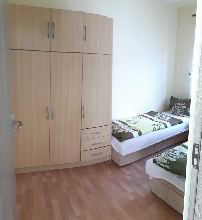 Rozsa Apartment Hajduszoboszlo Bagian luar foto