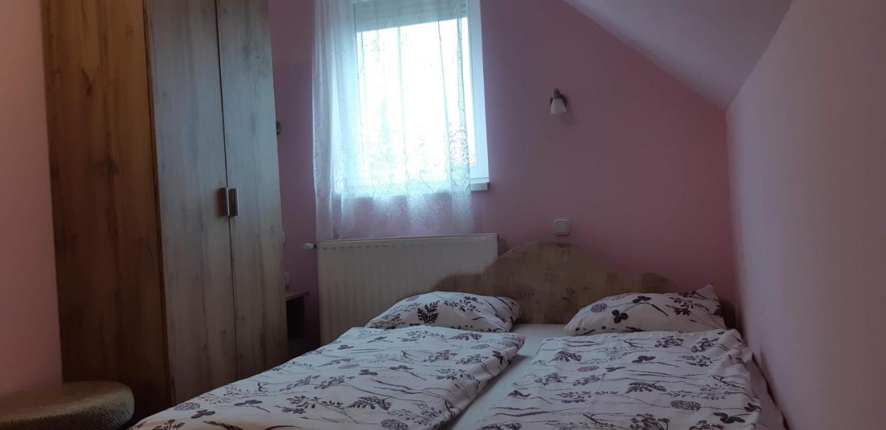 Rozsa Apartment Hajduszoboszlo Bagian luar foto