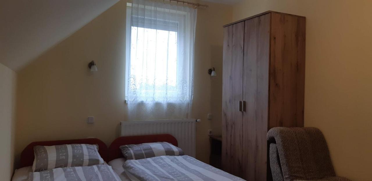 Rozsa Apartment Hajduszoboszlo Bagian luar foto